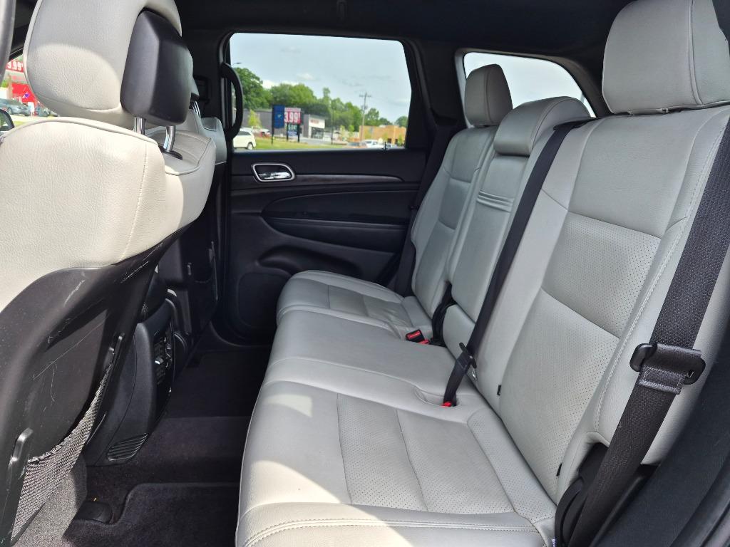 2018 Jeep Cherokee - $11,000