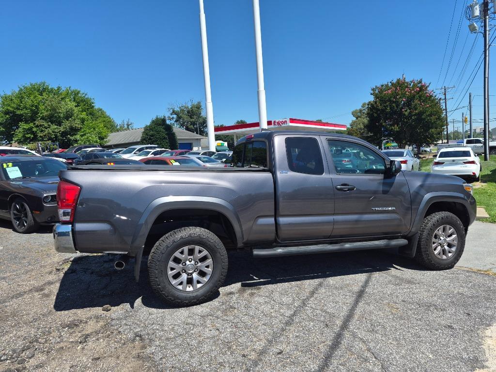 2017 Toyota Tacoma - $18,500
