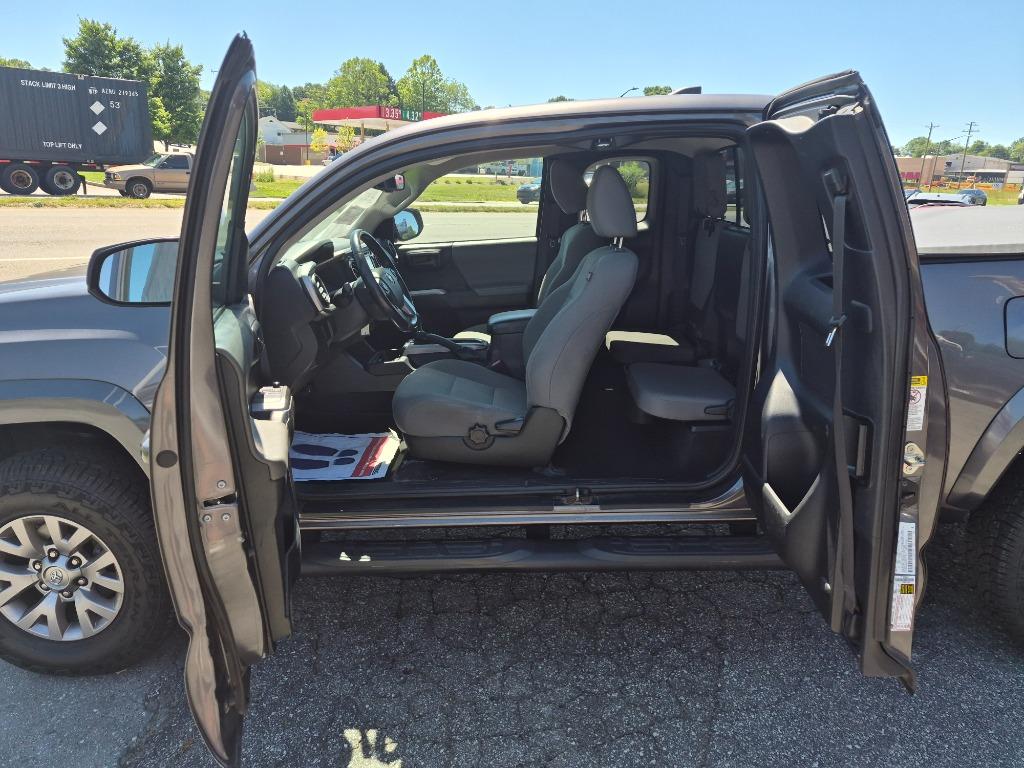 2017 Toyota Tacoma - $18,500