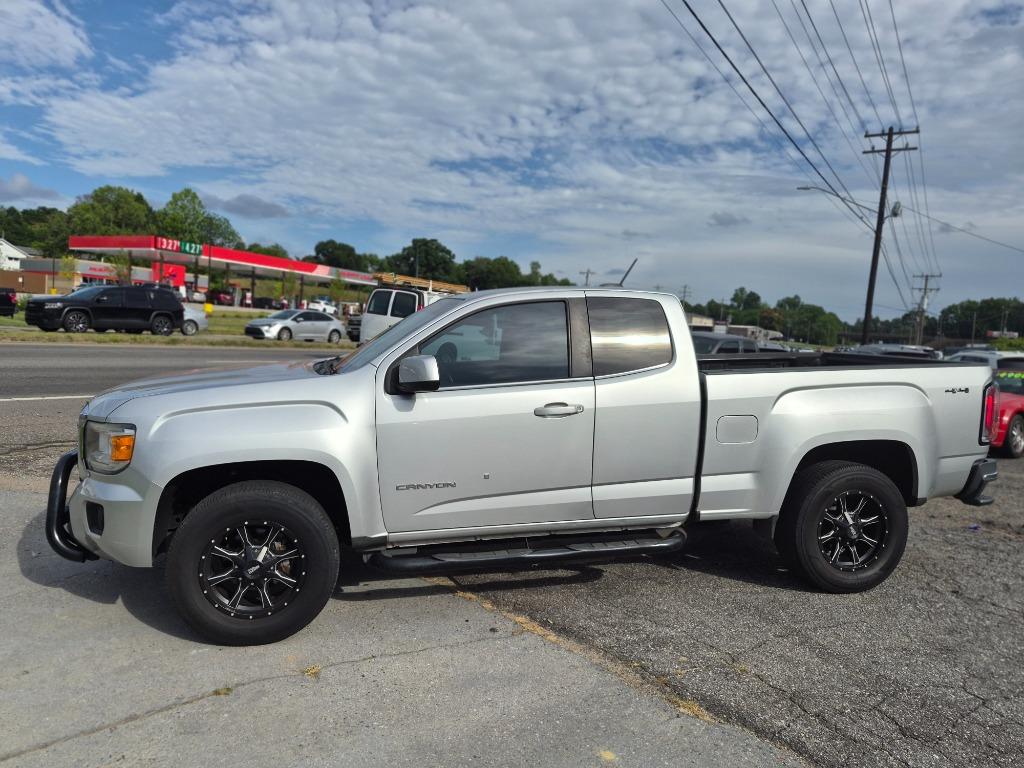 2016 GMC Canyon - $14,800