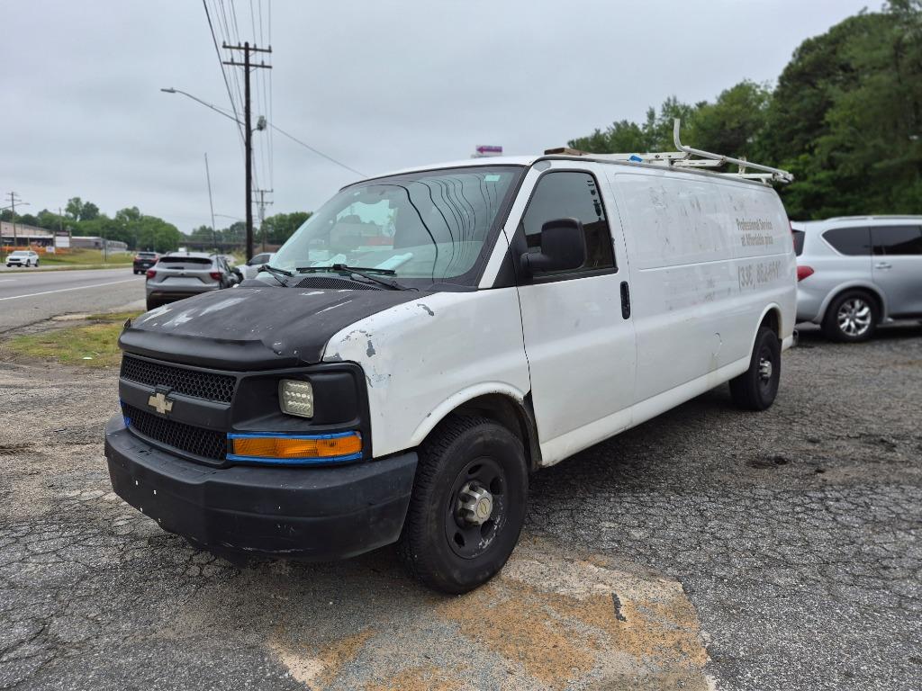2011 Chevrolet Express - $6,950