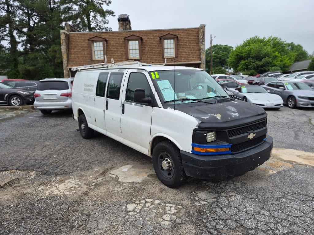 2011 Chevrolet Express - $6,950