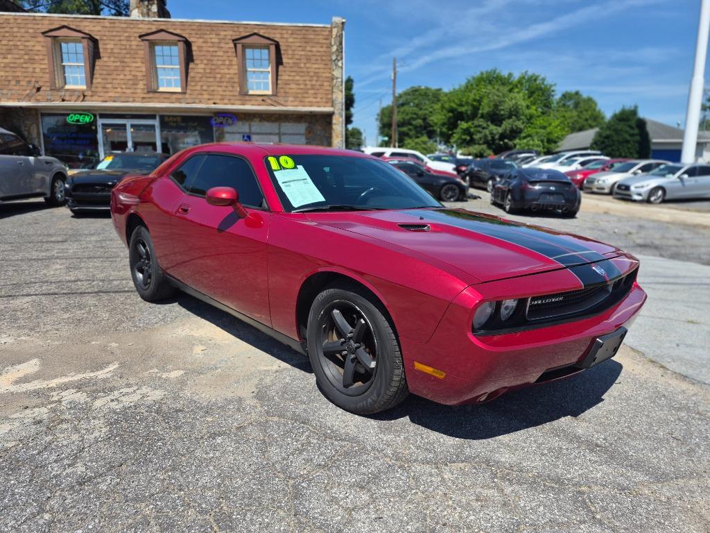 2010 Dodge Challenger - $8,300