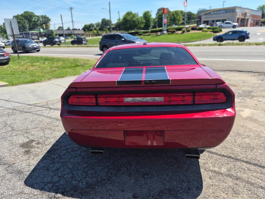 2010 Dodge Challenger - $8,300