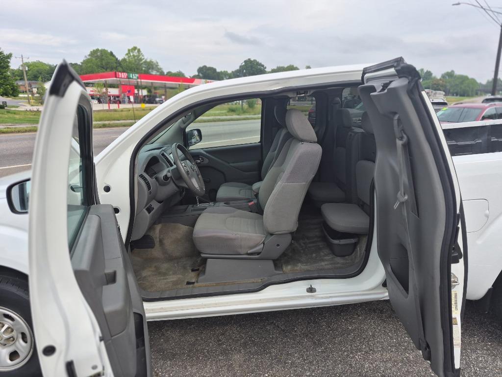 2018 Nissan Frontier - $8,900