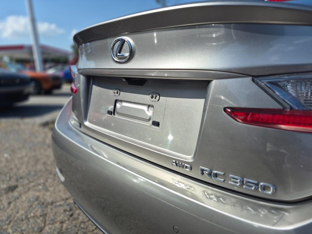 2017 Lexus RC - $18,900