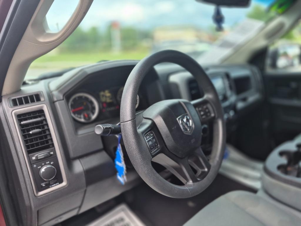 2019 Ram 1500 DS - $12,800