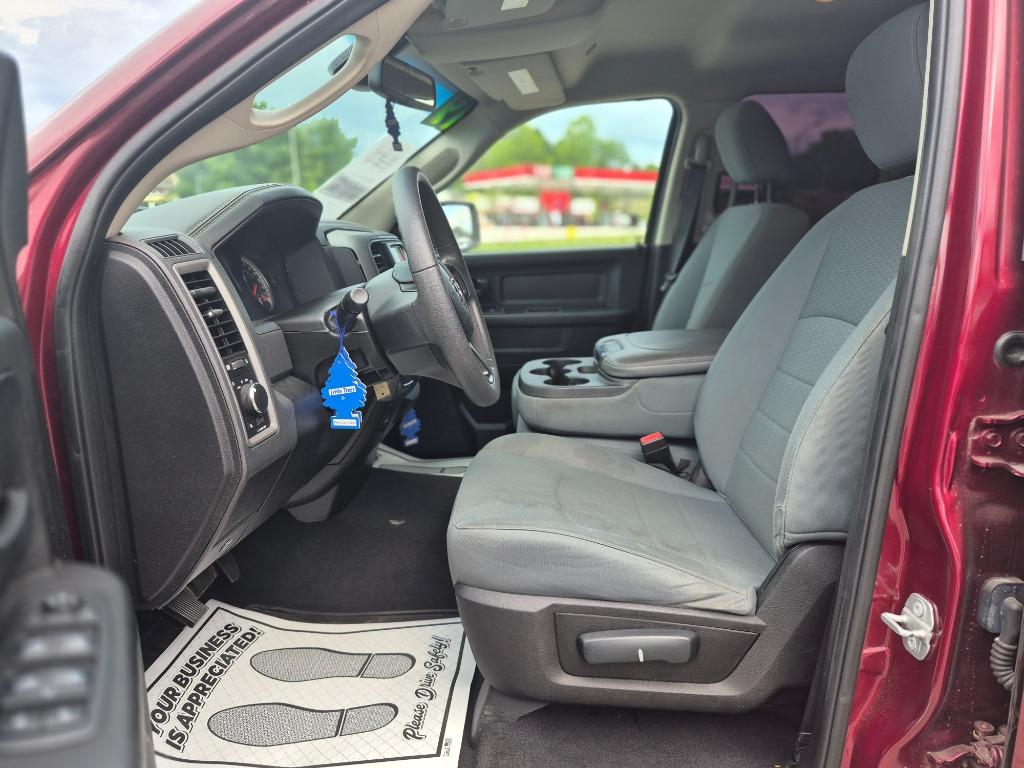 2019 Ram 1500 DS - $12,800