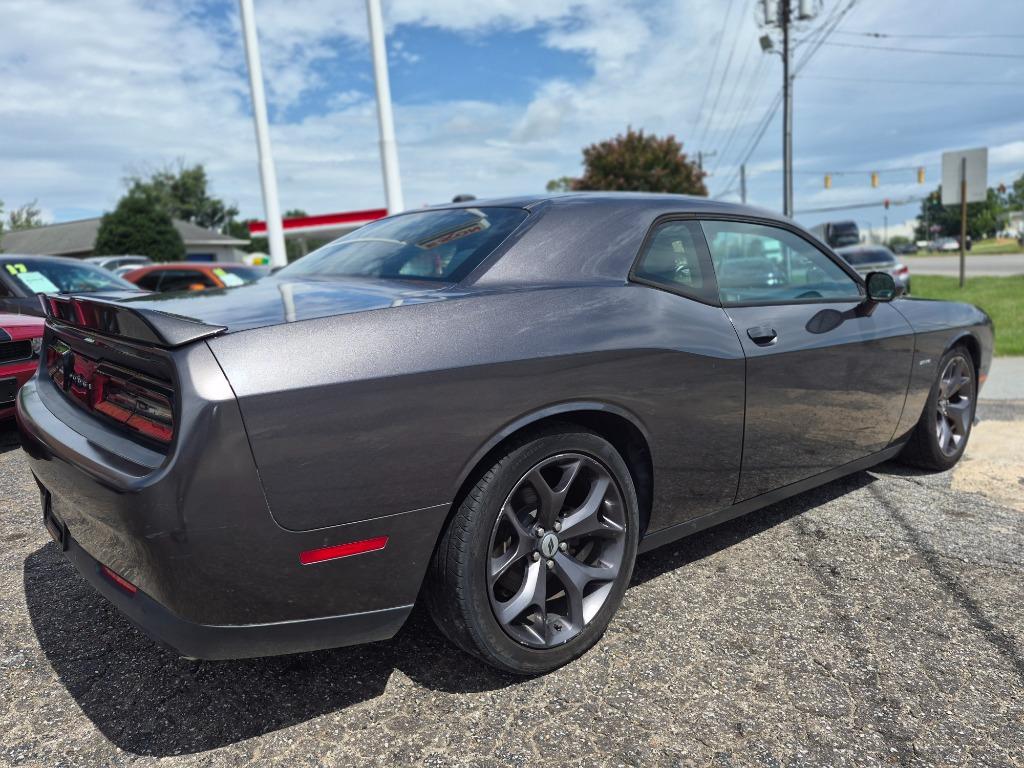 2019 Dodge Challenger - $14,500