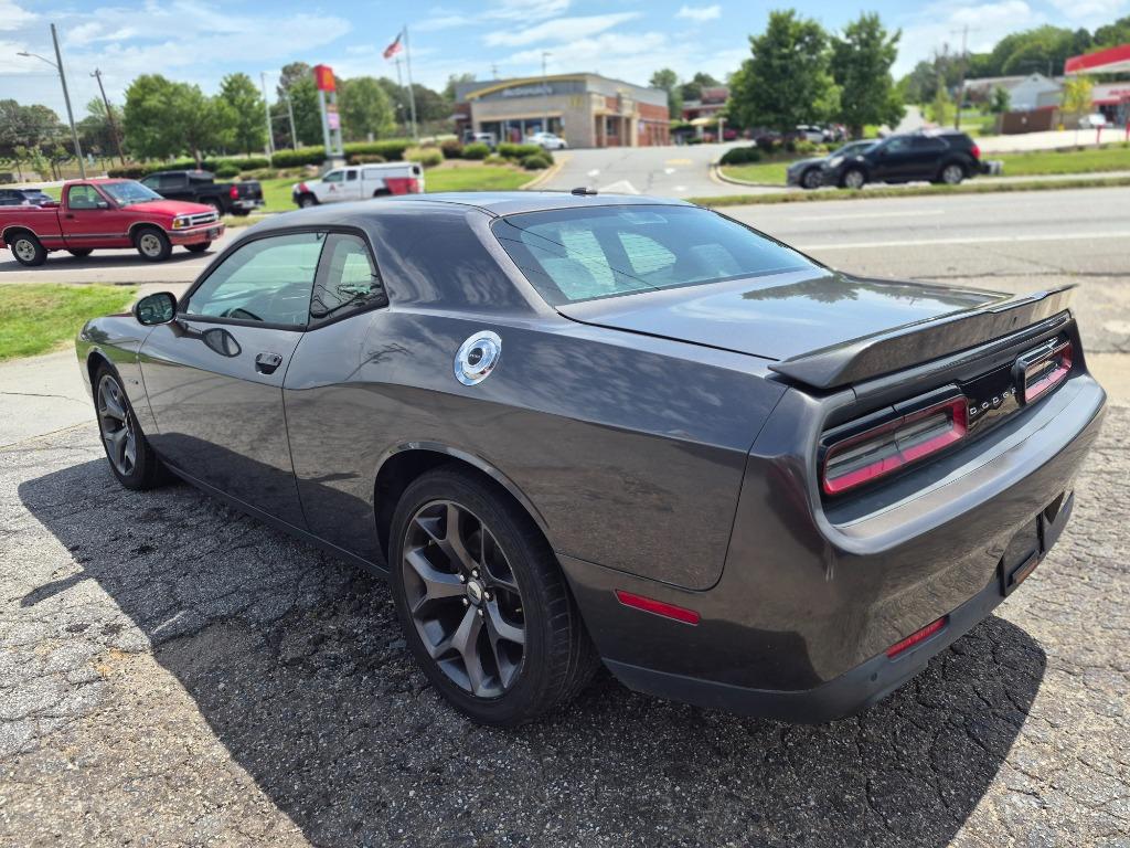 2019 Dodge Challenger - $14,500