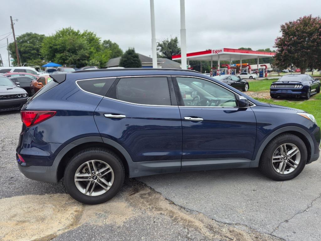 2017 Hyundai Santa FE Sport - $8,800