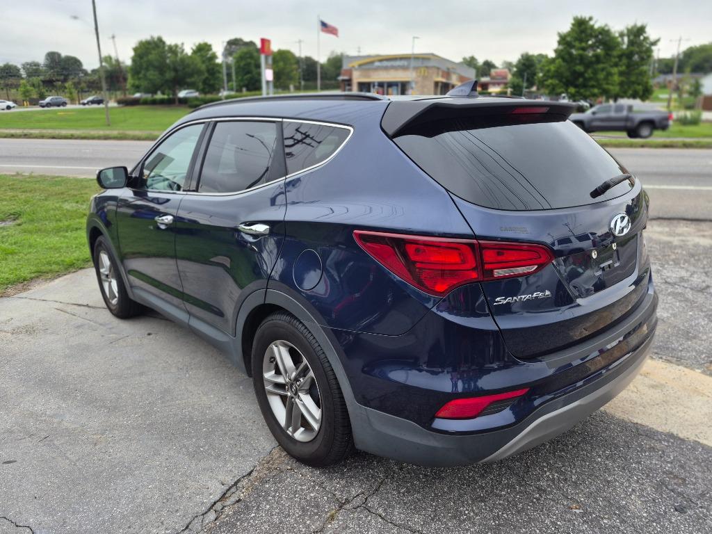 2017 Hyundai Santa FE Sport - $8,800