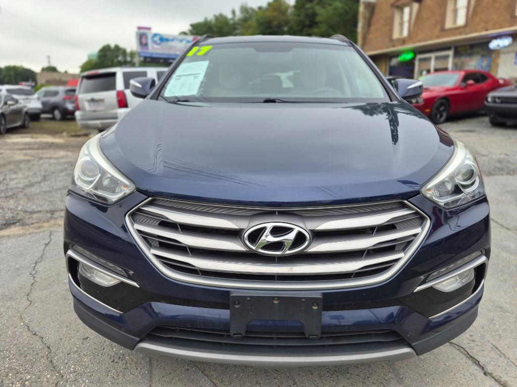 2017 Hyundai Santa FE Sport - $8,800