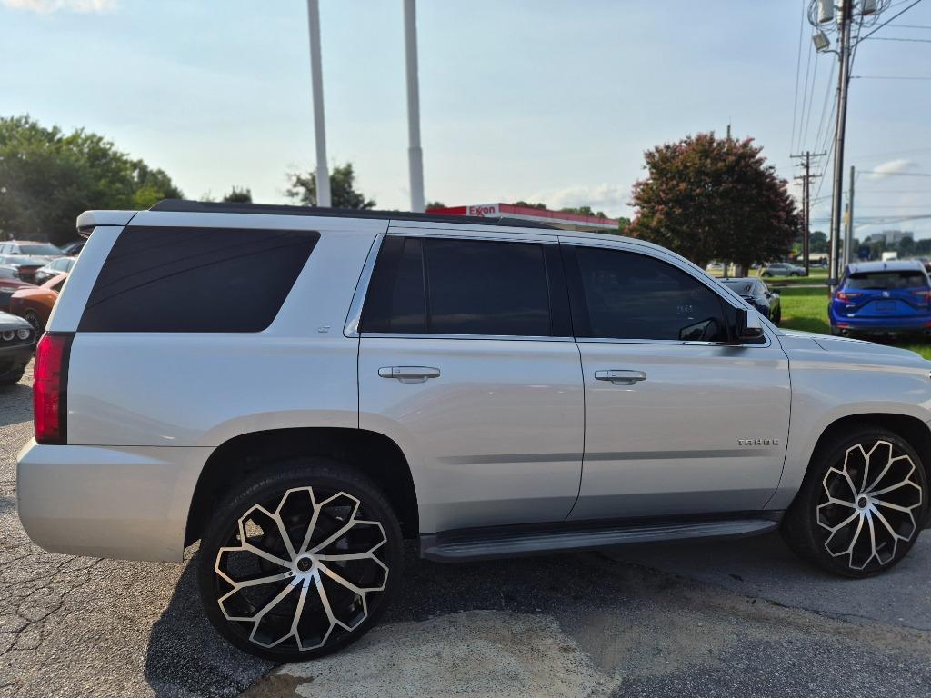 2017 Chevrolet Tahoe - $17,300