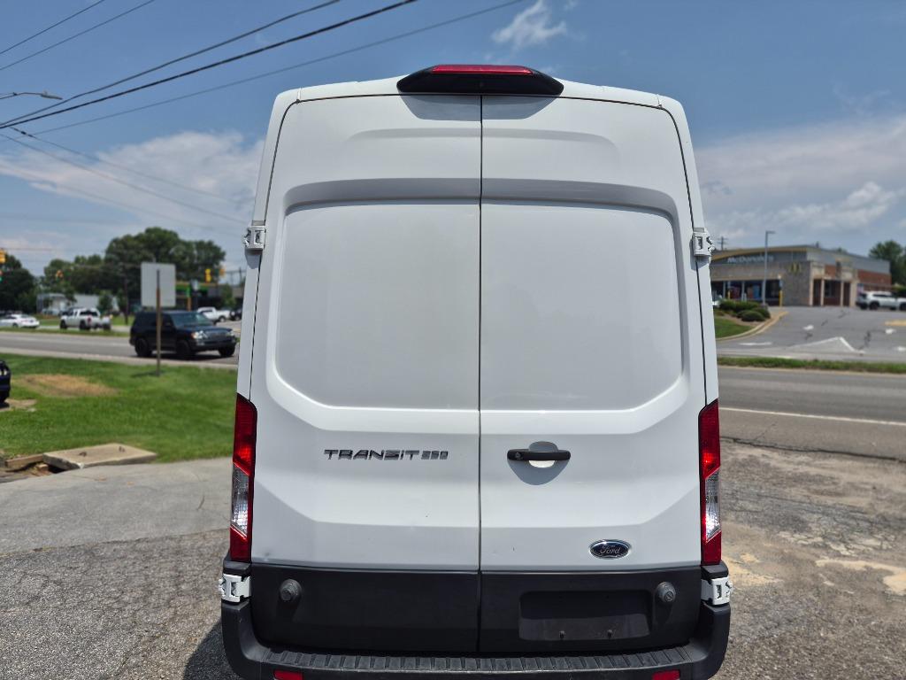 2020 Ford Transit - $17,800