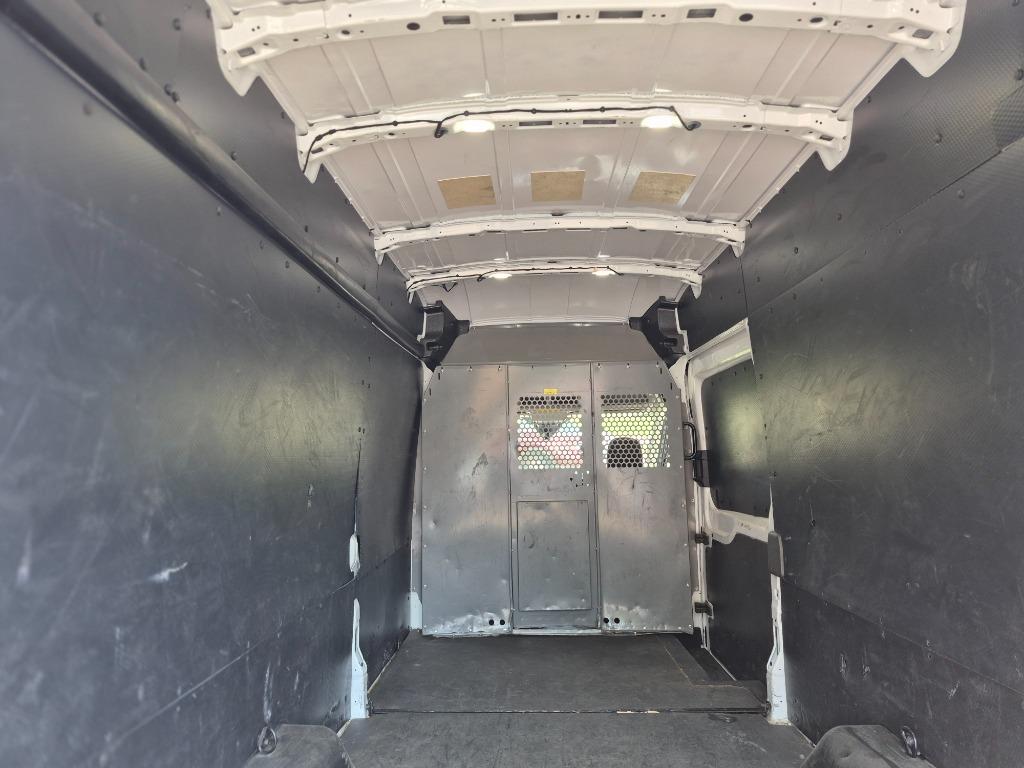 2020 Ford Transit - $17,800