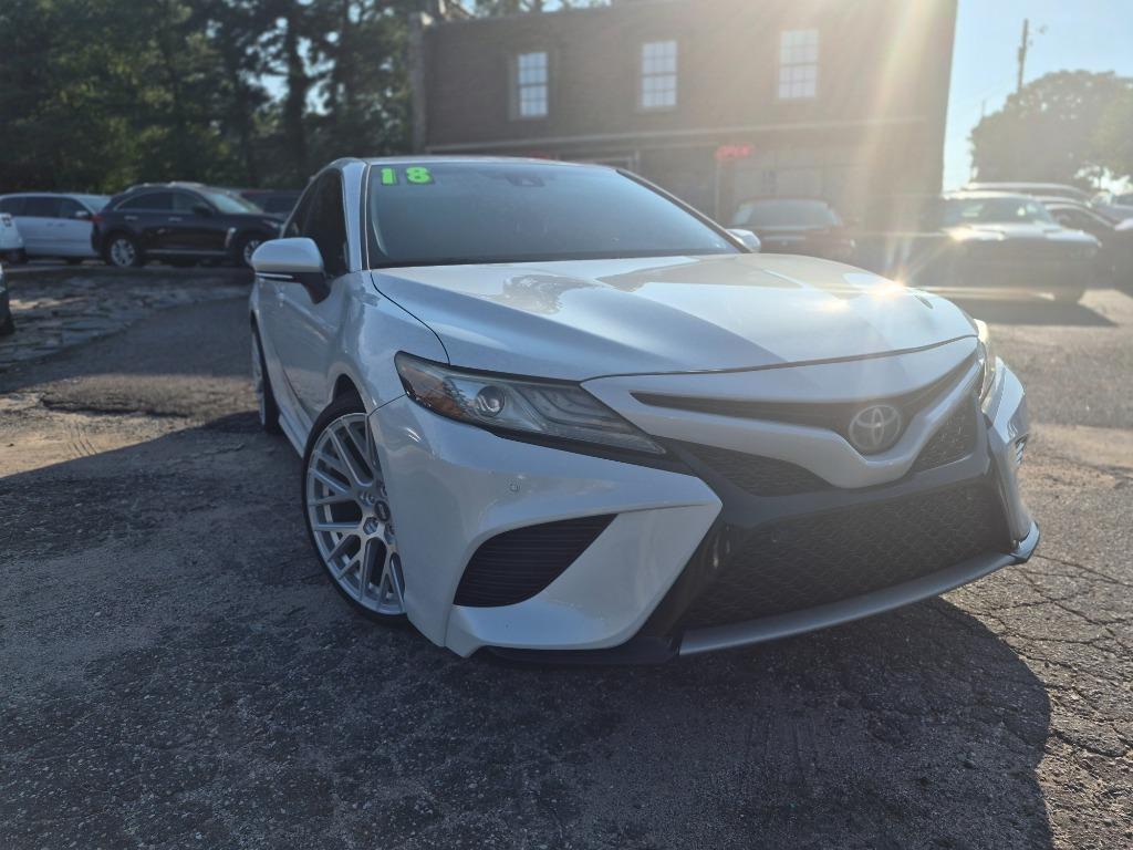 2018 Toyota Camry - $15,900