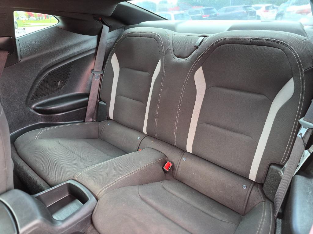 2019 Chevrolet Camaro - $13,100