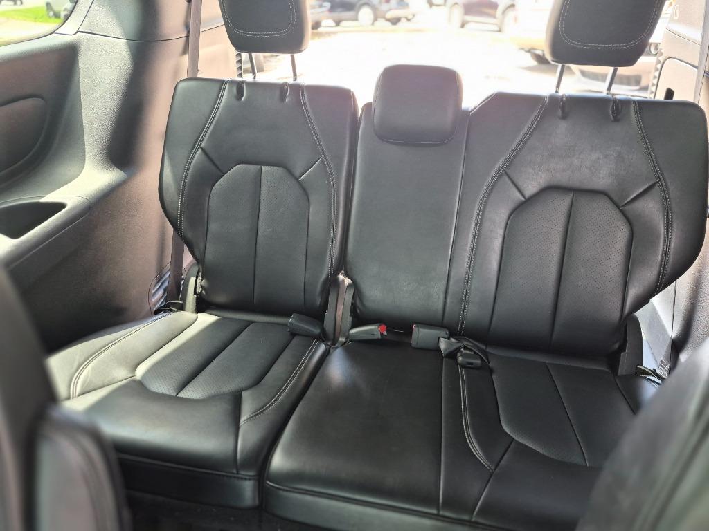 2025 Chrysler Pacifica - $24,300
