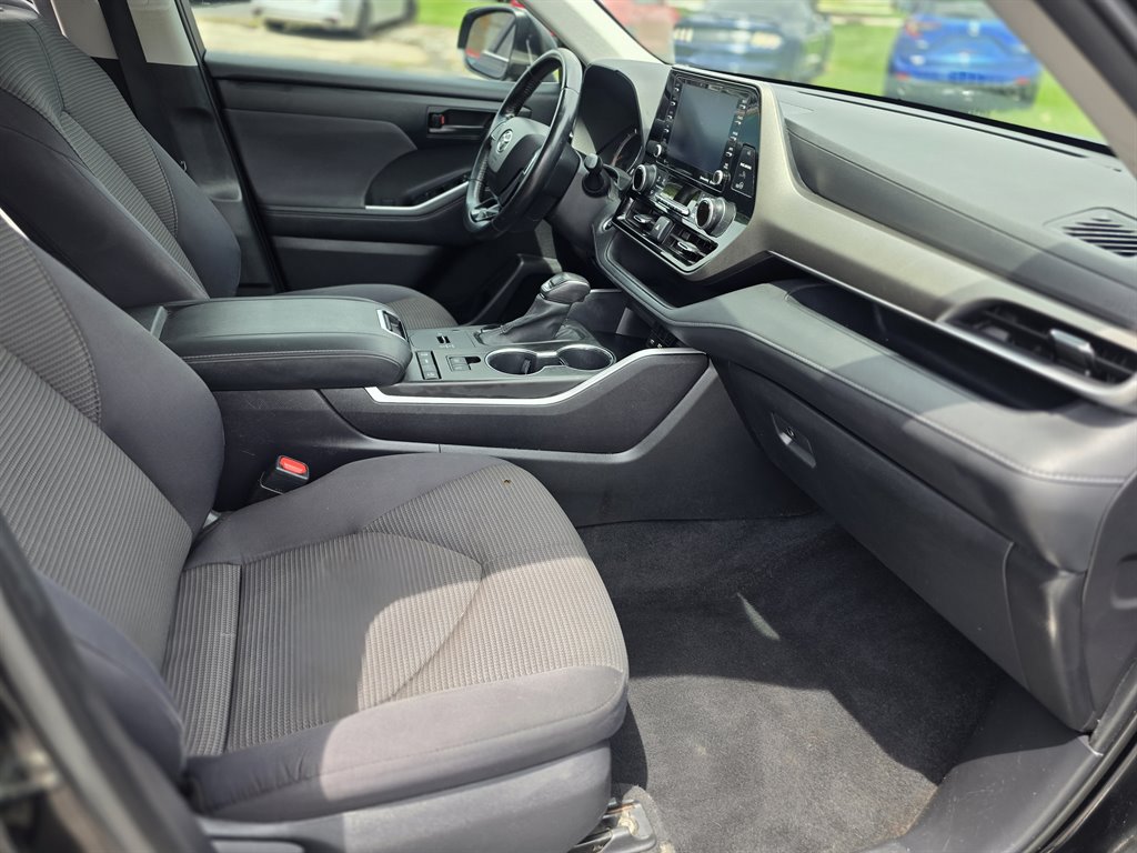 2020 Toyota Highlander - $17,900