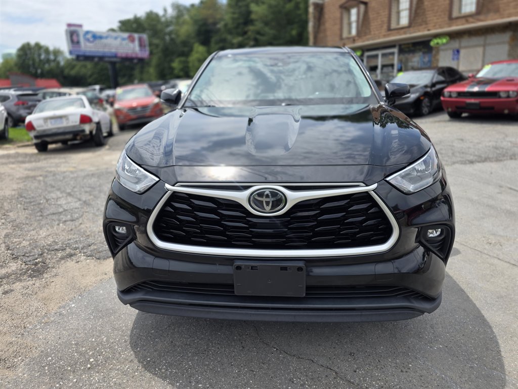 2020 Toyota Highlander - $17,900