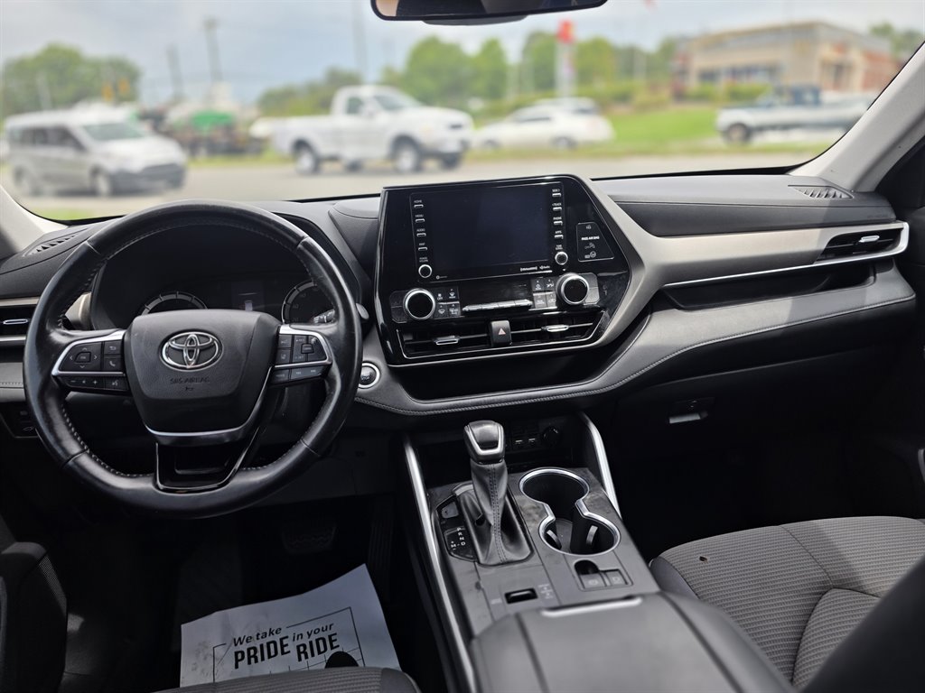 2020 Toyota Highlander - $17,900