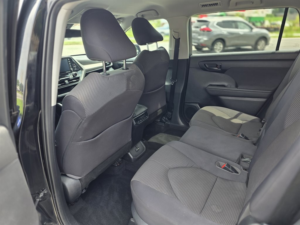 2020 Toyota Highlander - $17,900