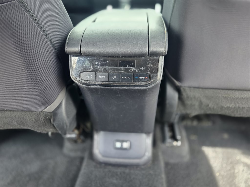 2020 Toyota Highlander - $17,900