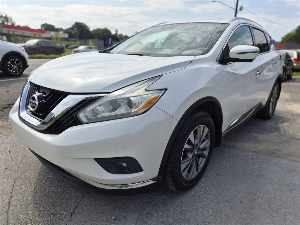 2016 Nissan Murano - $10,900