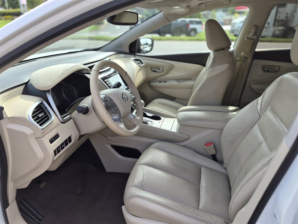 2016 Nissan Murano - $10,900