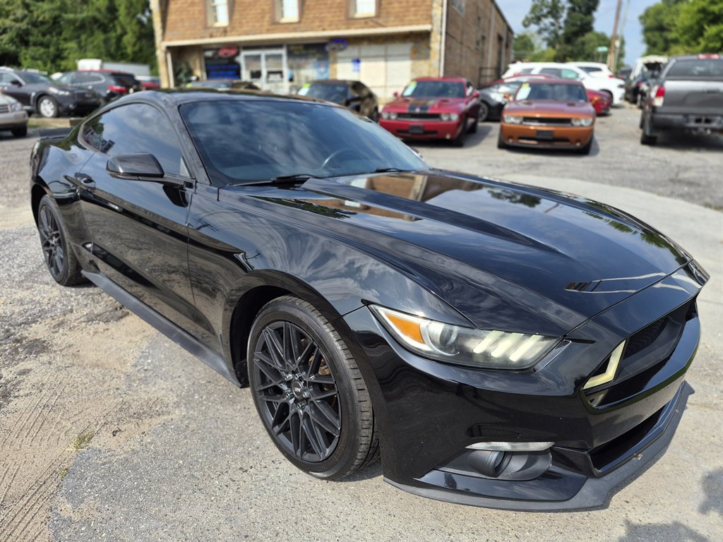 2016 Ford Mustang - $10,600
