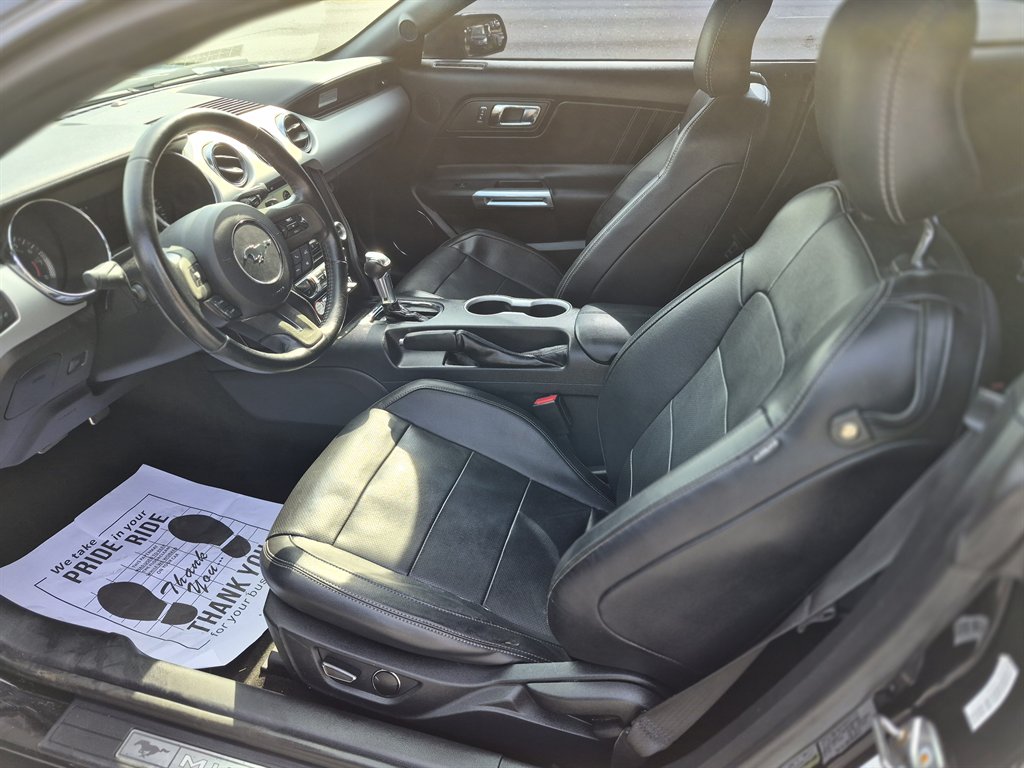 2016 Ford Mustang - $10,600