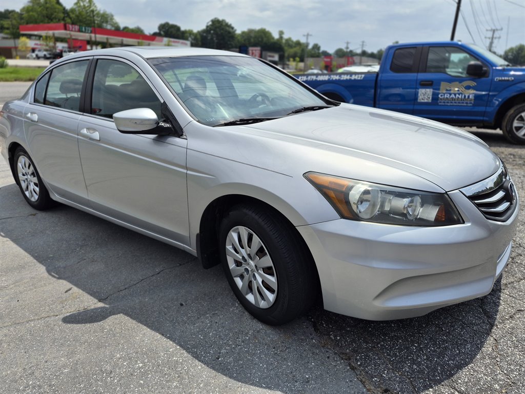 2012 Honda Accord - $4,900