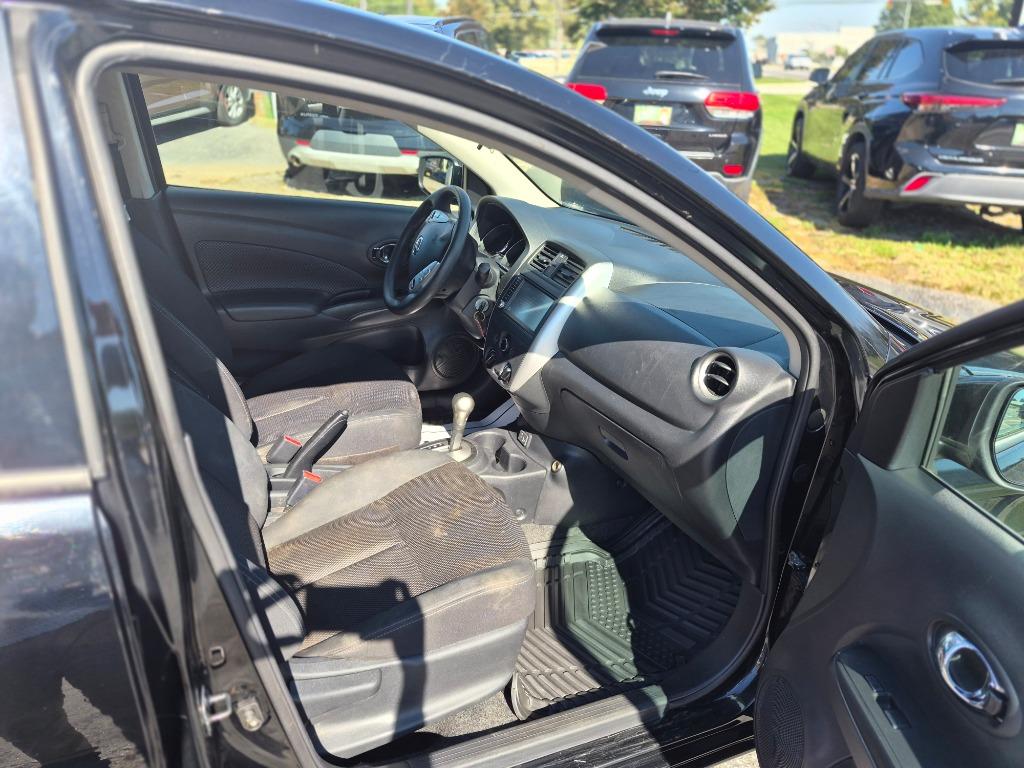 2019 Nissan Versa - $5,280