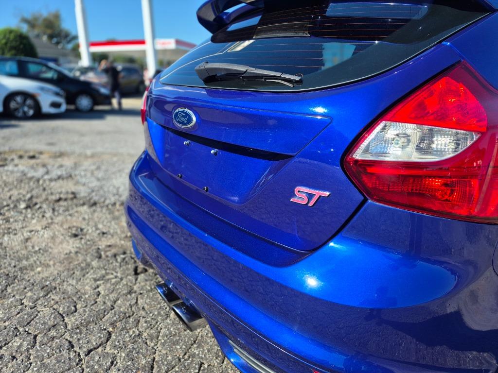 2013 Ford Focus - $8,350