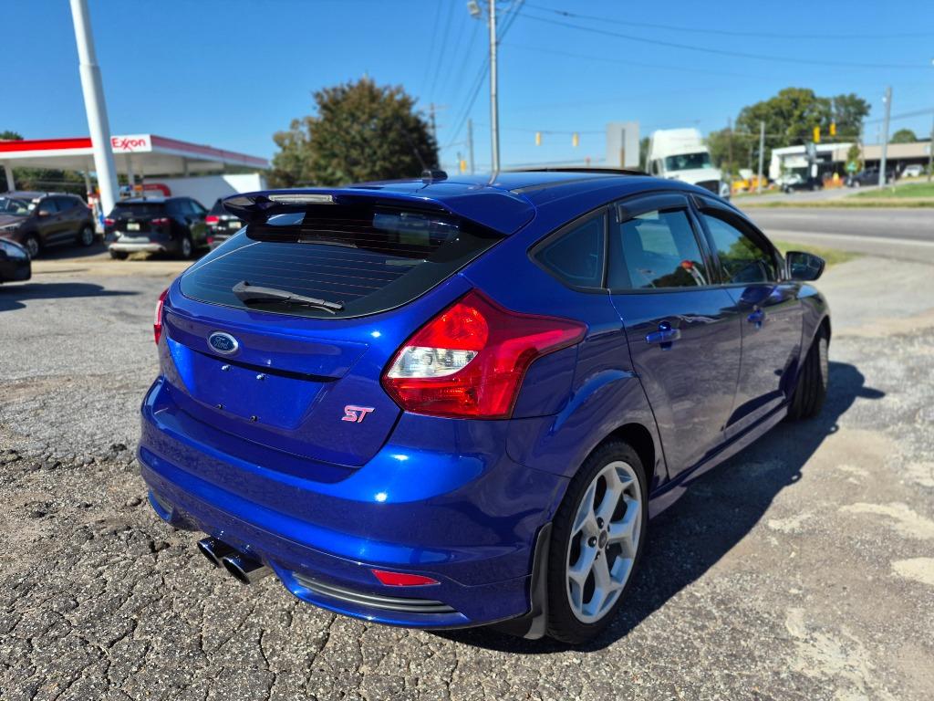 2013 Ford Focus - $8,350
