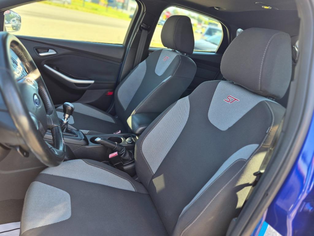 2013 Ford Focus - $8,350