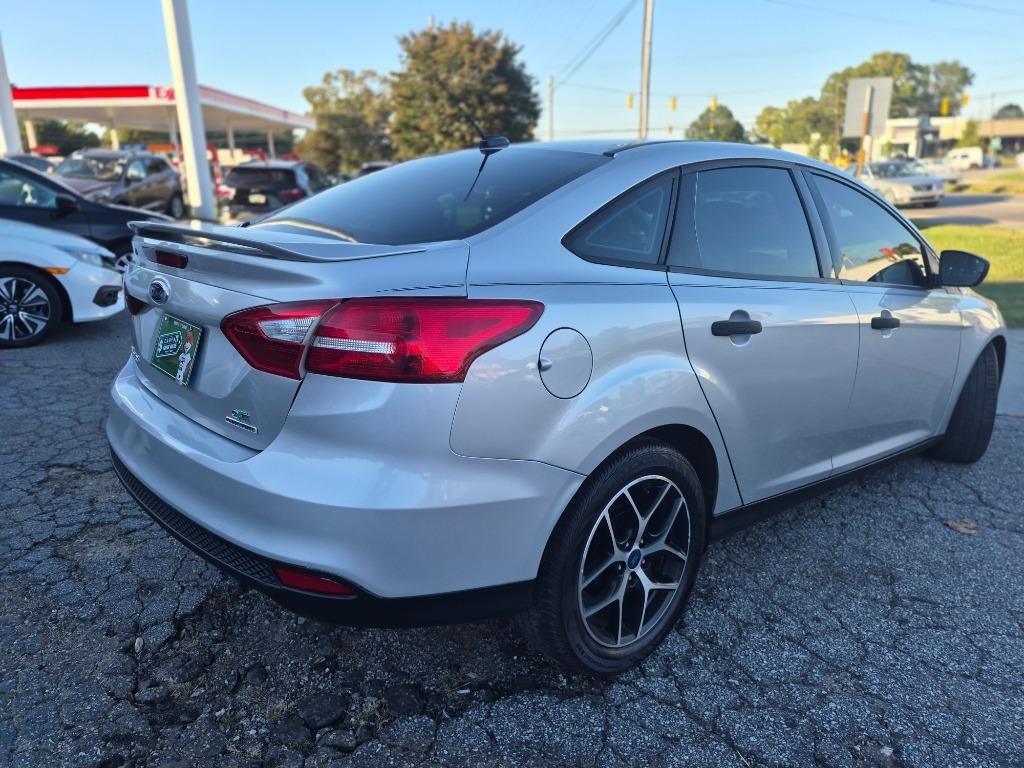 2017 Ford Focus - $5,850
