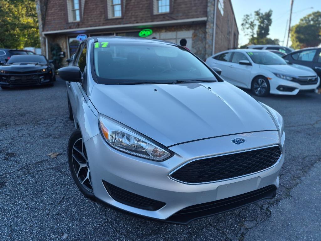 2017 Ford Focus - $5,850