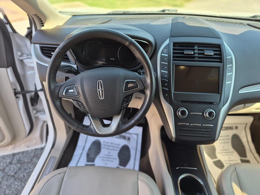 2018 Lincoln MKC - $8,300