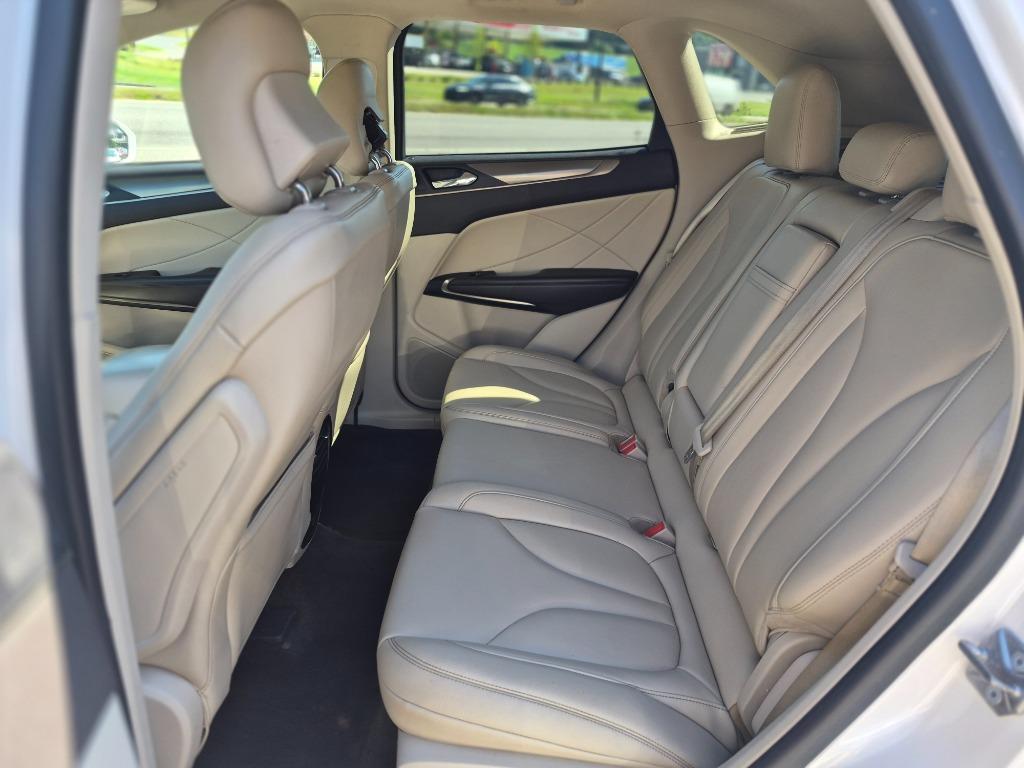2018 Lincoln MKC - $8,300