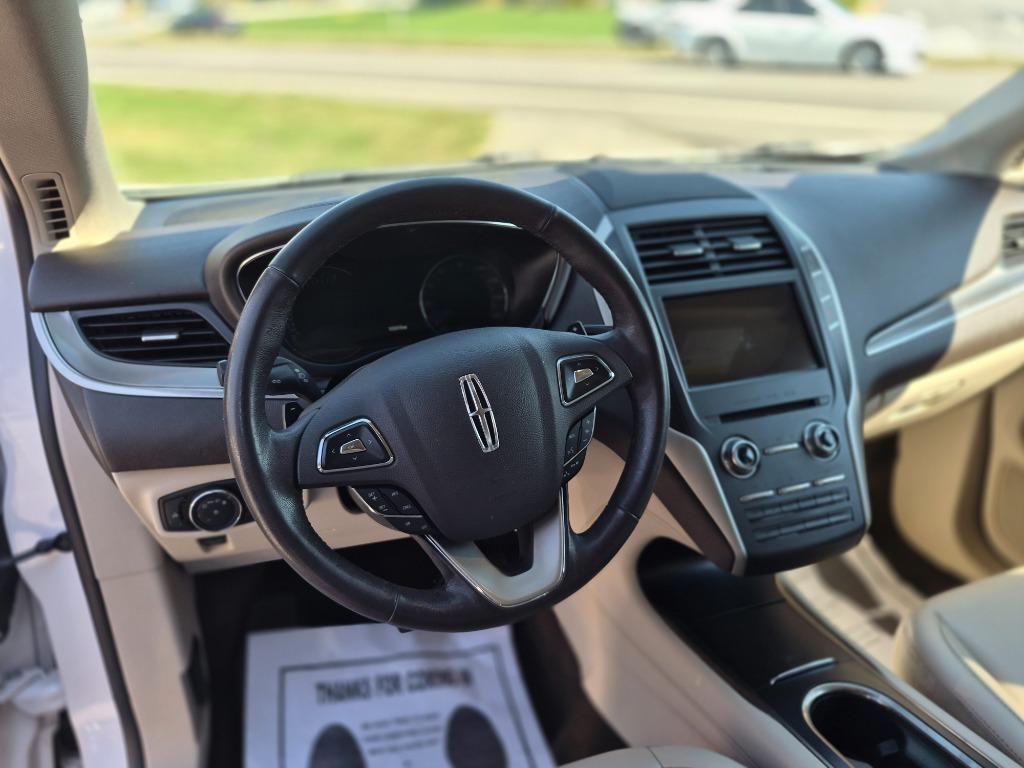 2018 Lincoln MKC - $8,300