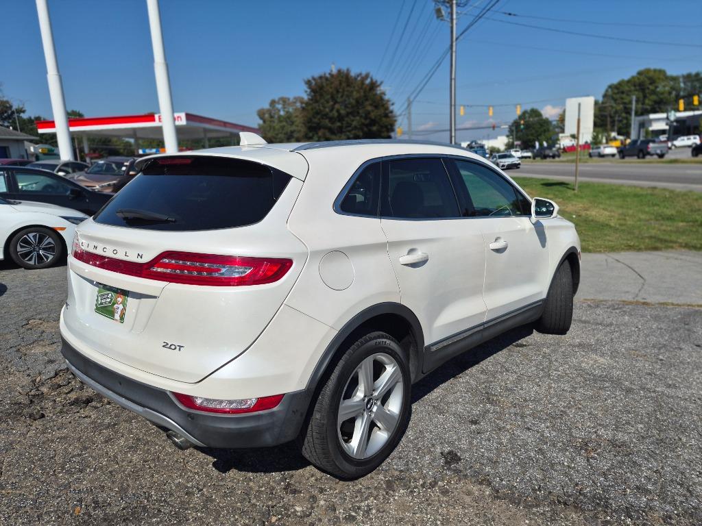 2018 Lincoln MKC - $8,300