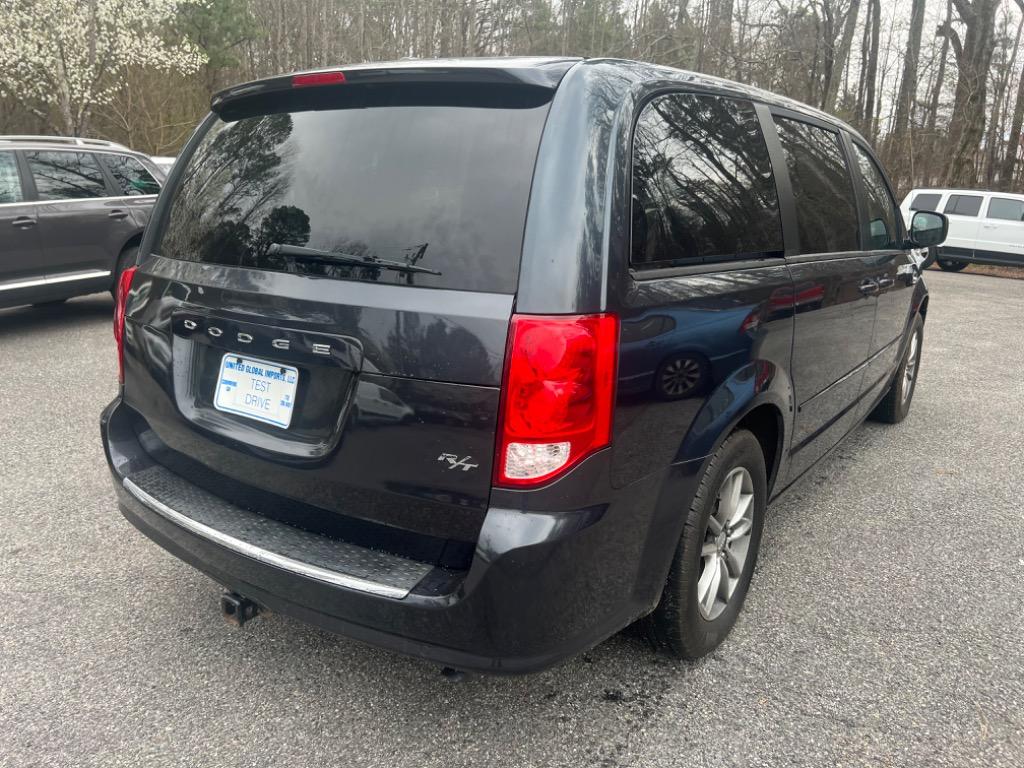 2014 Dodge Grand Caravan R/T photo