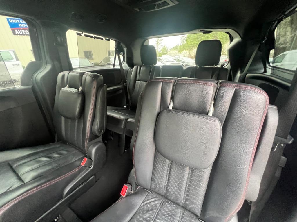 2014 Dodge Grand Caravan R/T photo