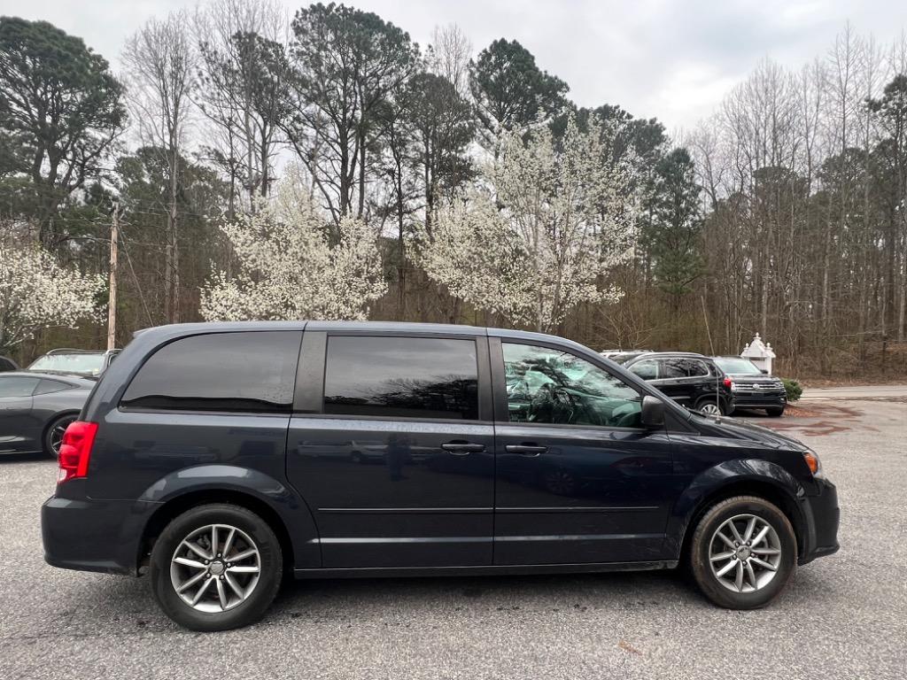 2014 Dodge Grand Caravan R/T photo