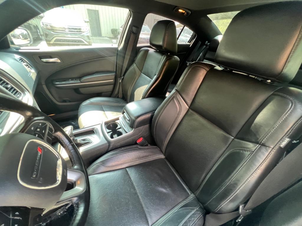 2019 Dodge Charger SXT photo