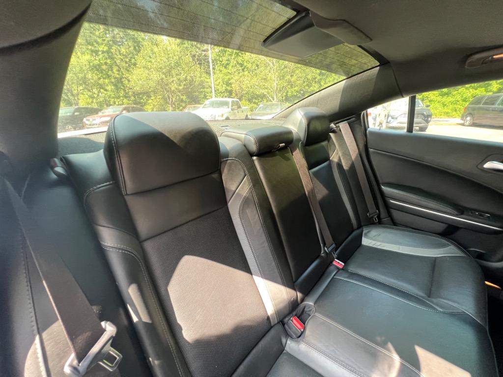 2019 Dodge Charger SXT photo