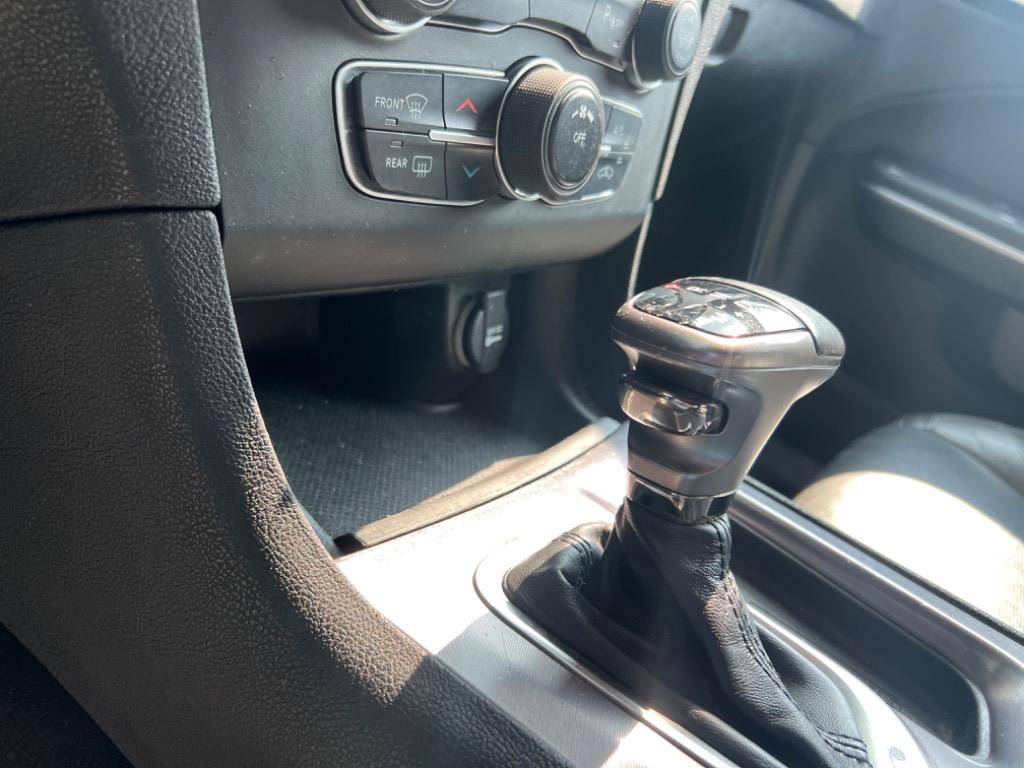 2019 Dodge Charger SXT photo