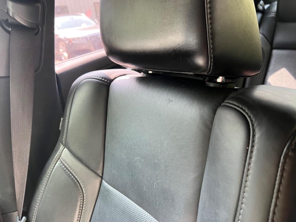 2019 Dodge Charger SXT photo